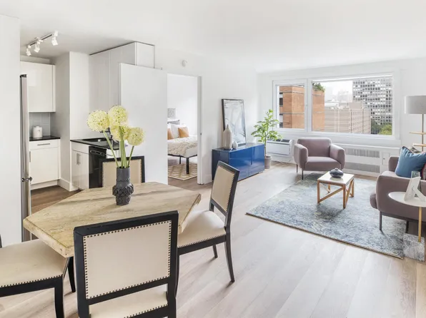 340 East 34th Street image 3 of 11