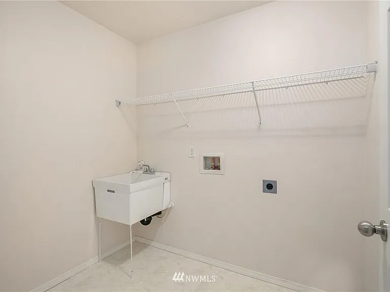 1130 204th Pl SW — Photo 18