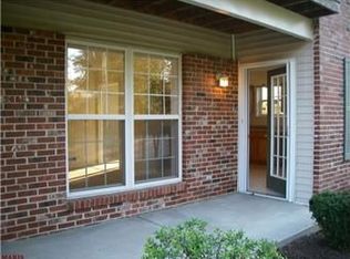 11103 Gravois Rd APT 104, Saint Louis, MO 63126