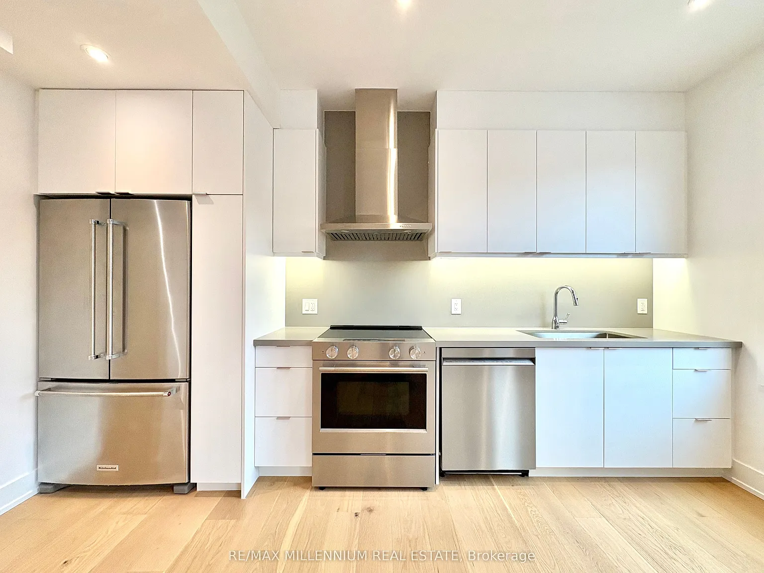 2 bed, $4,300 — Photo 3