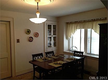 4th image of 30 40th Avenue Ct NW