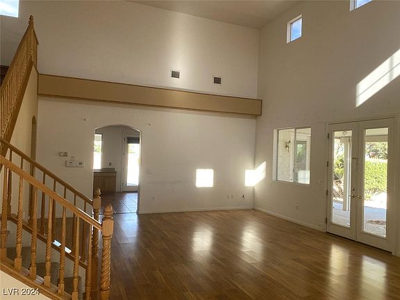 5th image of 3528 Lacebark Pine St