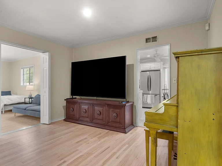 8937 Monogram Ave — Photo 30