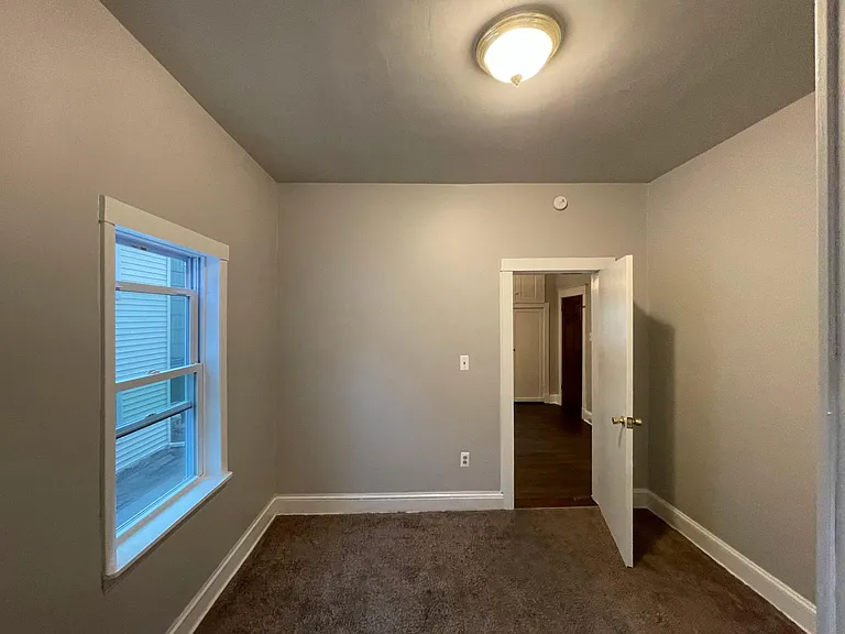 315 W Laurel Blvd #1 — Photo 11