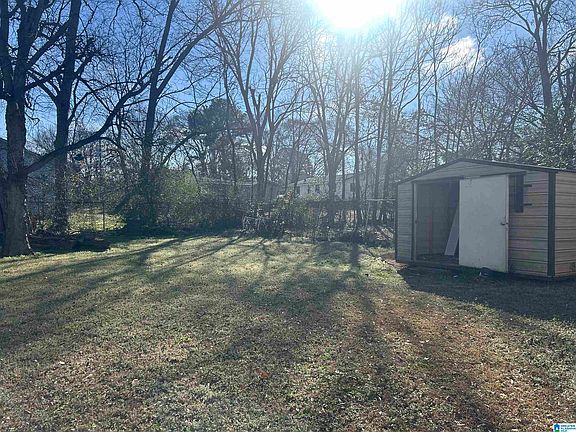 5th image of 1657 19th Pl SW