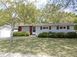 246 S Randall Rd, Aurora, IL 60506