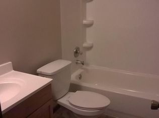 1830 SW Lane St APT B, Topeka, KS 66604