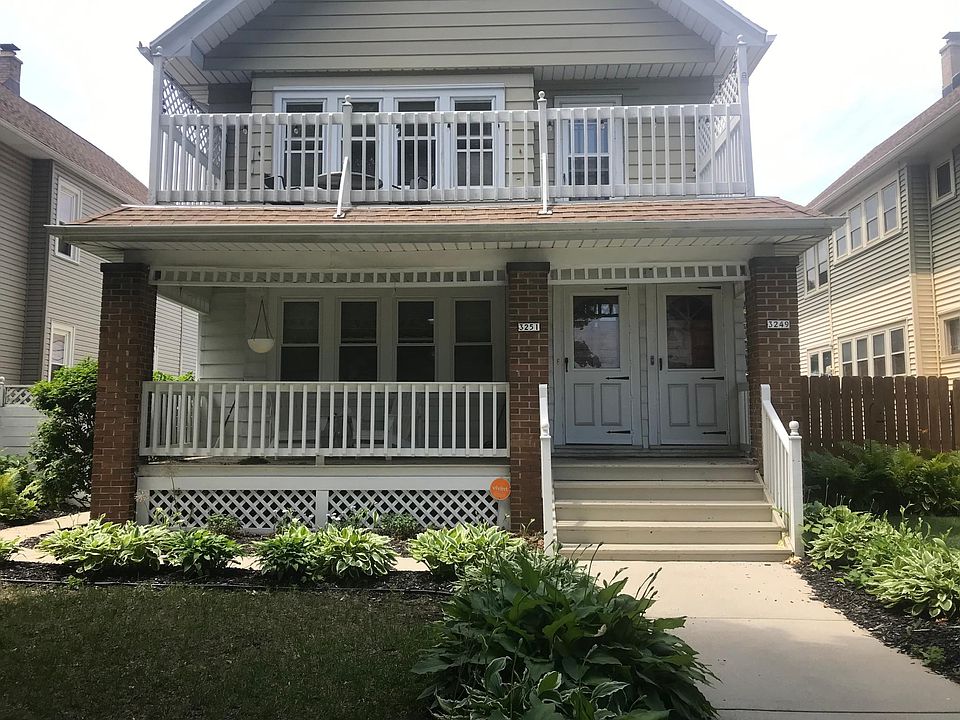 Separate front entrance with exterior porch