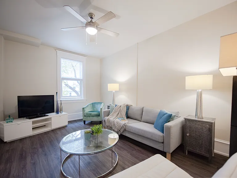 377 Brandon Ave #B11 — Photo 7