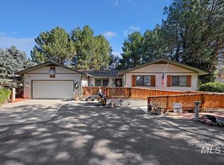 215 Willow Ln, Hagerman, ID 83332