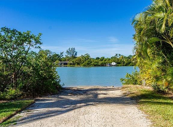 5th image of 2521 Key Lime Pl