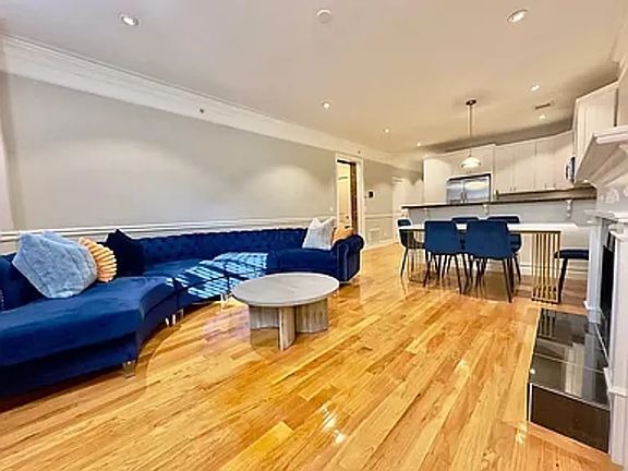 3rd image of 684 Massachusetts Ave #7