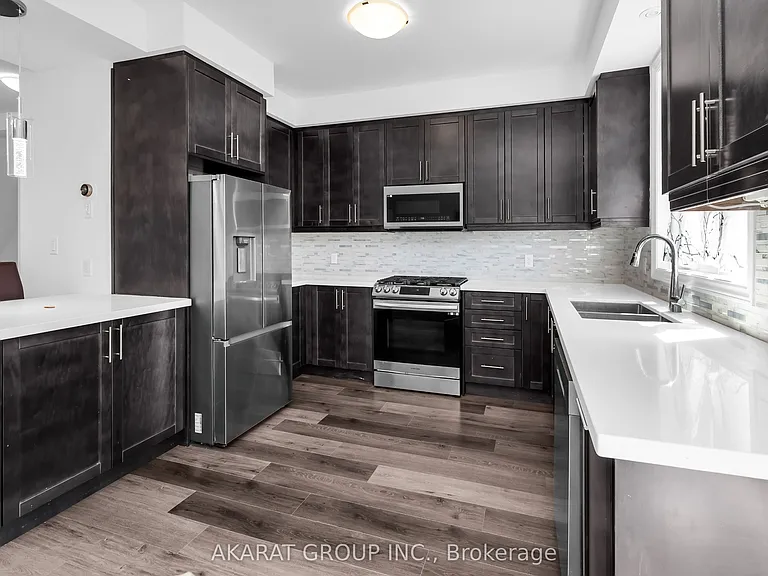 61 Soho St #68 — Photo 18