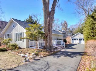 5 Ridgewood Rd, Norwalk, CT 06853