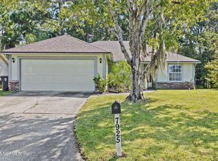 7925 Honeysuckle Rose Ln, Jacksonville, FL 32244
