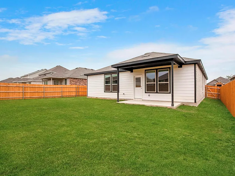 200 Janice Rd — Photo 25