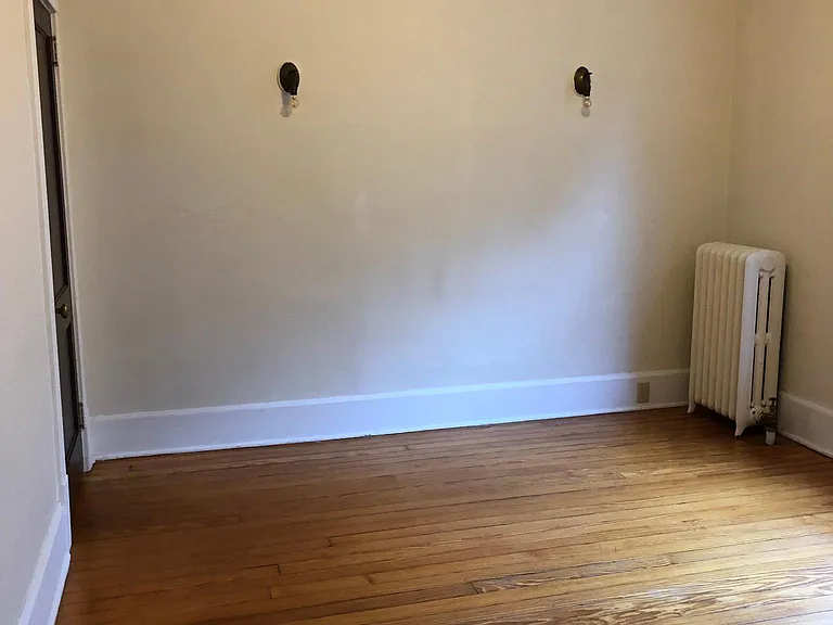 306 S Gill St #1 — Photo 8