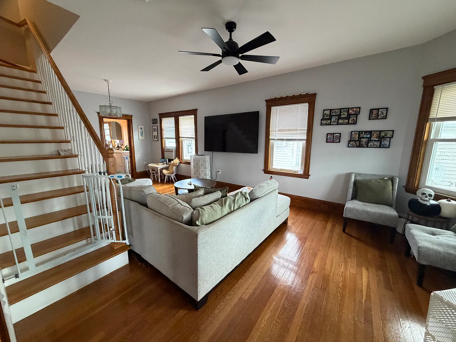 2 bed, 1629 sqft, $3,300 — Photo 1