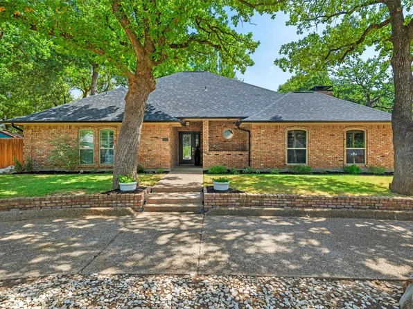 1022 Chasemore Dr, Mansfield, TX 76063