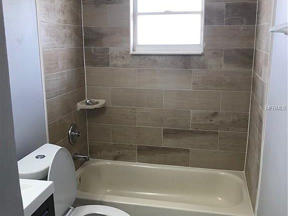 5th image of 6426 Royal Tern St