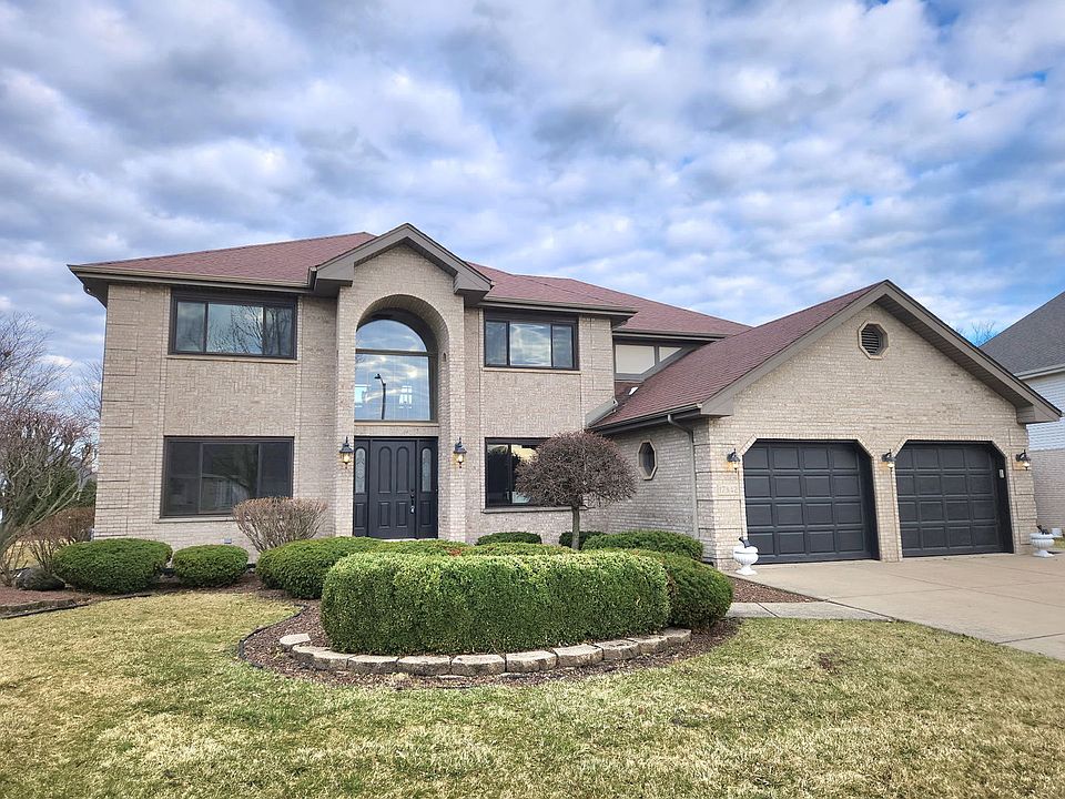2nd image of 17342 Cambridge Pl