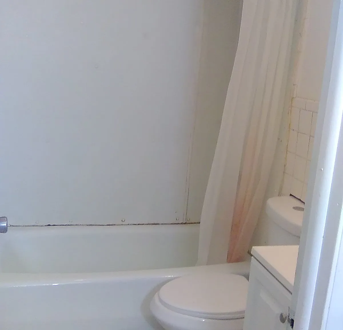 1 bed, 4270 sqft, $1,550 — Photo 4