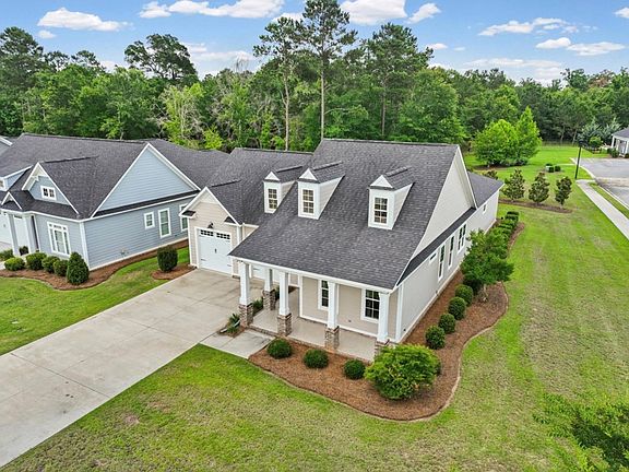 3rd image of 177 Oakside Cir