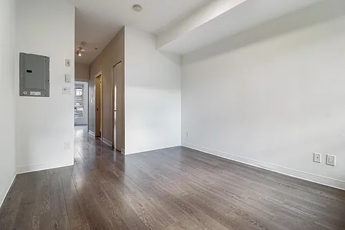 138 Hastings St E #202 Photo 1