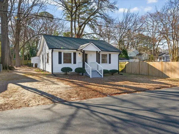 23 W Academy St, Wendell, NC 27591