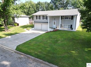 106 Larkin St, Warrensburg, MO 64093