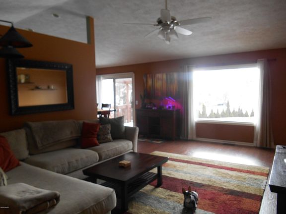 5th image of 1382 Kimberly Dr SE