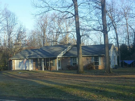 2nd image of 1494 Enders Rd