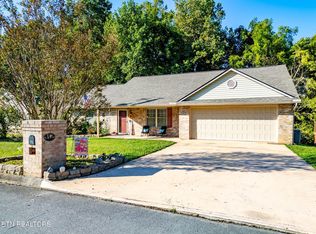 7921 Cody Ln, Knoxville, TN 37938