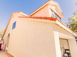 8906 N Ferber Ct, Tucson, AZ 85742