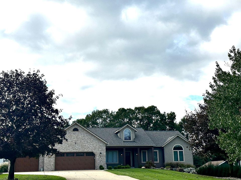1st image of 7702 Finnagen Dr