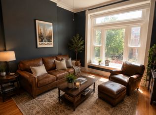 1331 N Oakley Blvd #2, Chicago, IL 60622