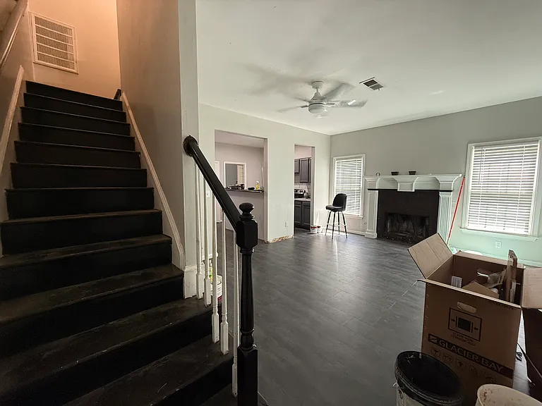 831 Cameron M Alexander Blvd NW — Photo 10
