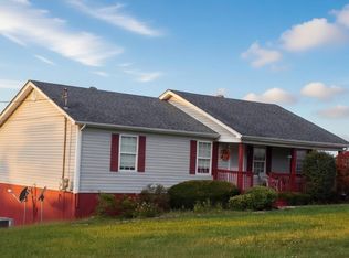 1346 Oakland Ln, Harrodsburg, KY 40330