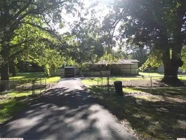 2nd image of 115339 S 4194th Rd