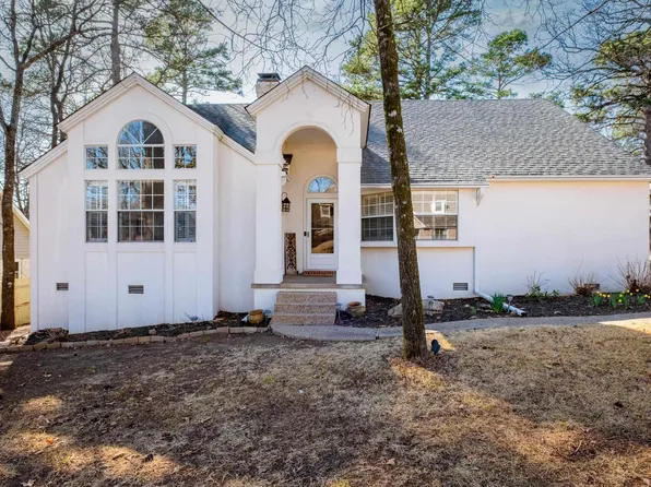4104 Old Oak Dr, Little Rock, AR 72212