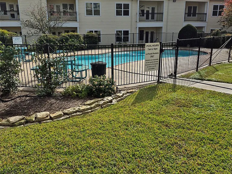 12565 Melville Dr #224 — Photo 3