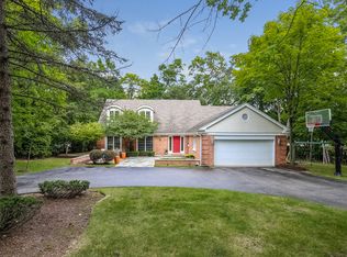 225 Melba Ln, Highland Park, IL 60035