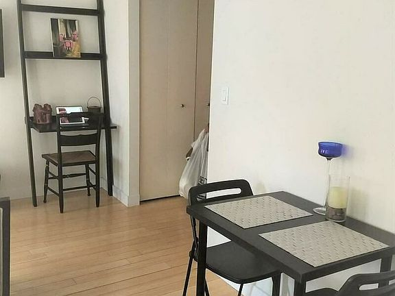4th image of 516 W 47th St APT N4k