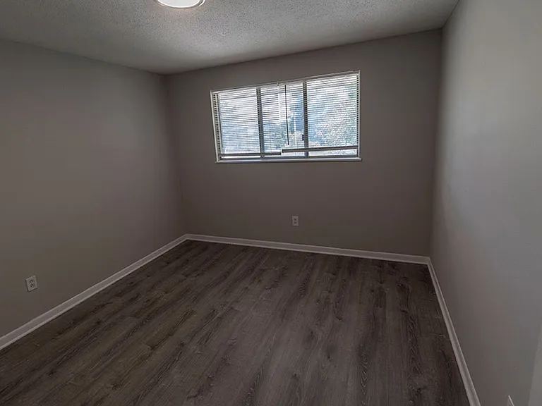 1309 N Golf Blvd #B — Photo 13