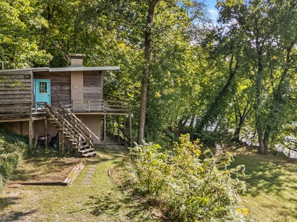 3401 River Dr, Richmond, KY 40475