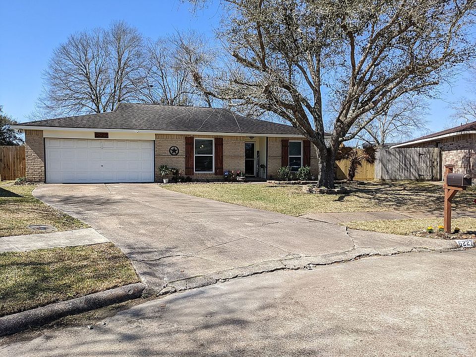 1st image of 6227 Creekside Ln