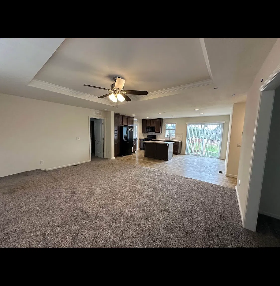 2 bed, 1215 sqft, $1,800 — Photo 2