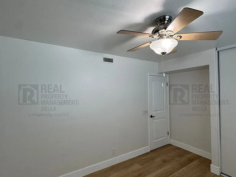 30882 Kiowa River Ct — Photo 23