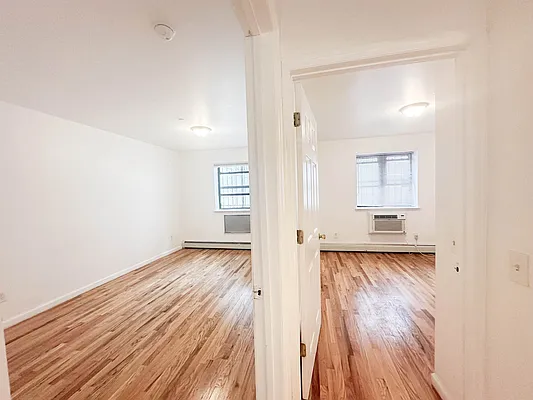 Rented by Ulas Real Estates Inc | media 6