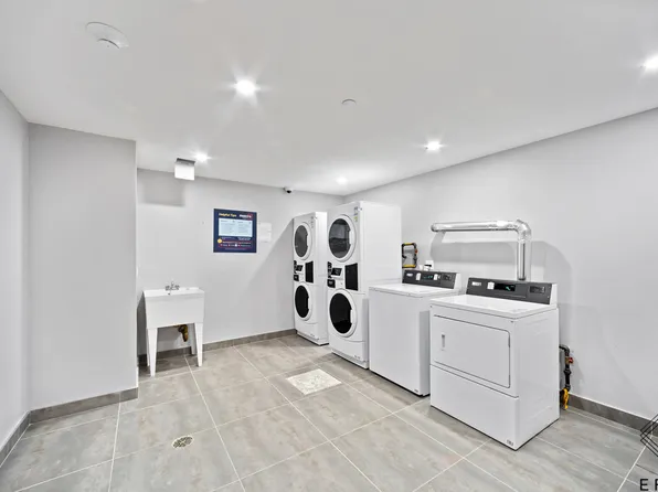 290 Linden Boulevard image 21 of 22